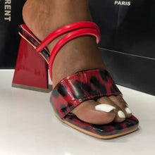 Load image into Gallery viewer, Chunk Heel Sandals
